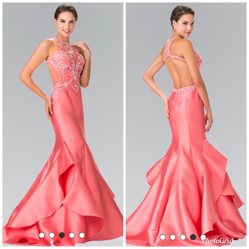 Preorder ur prom dress 👗